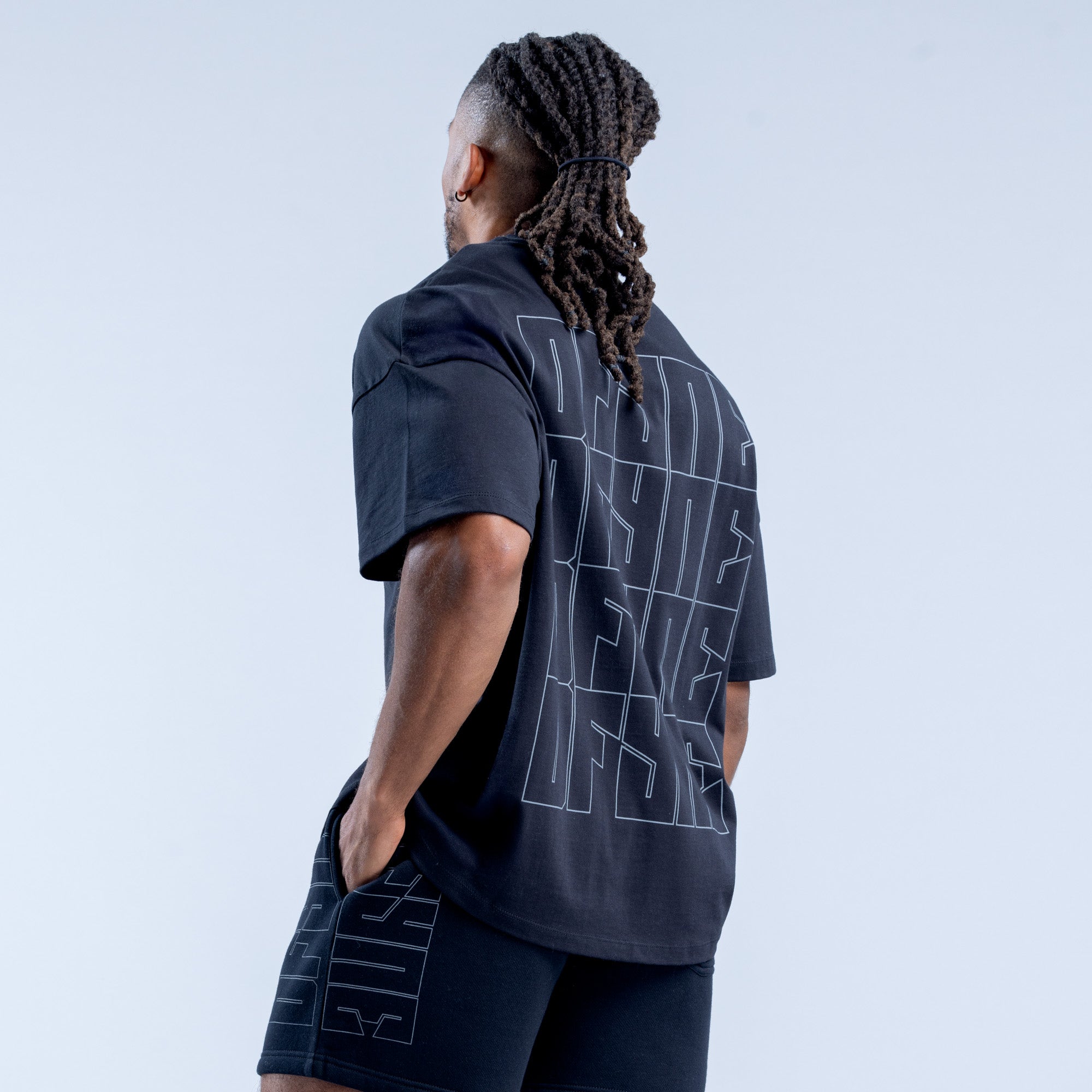 Camiseta DFYNE Recharge Graphic Hombre Negros | 9843-SDVMB