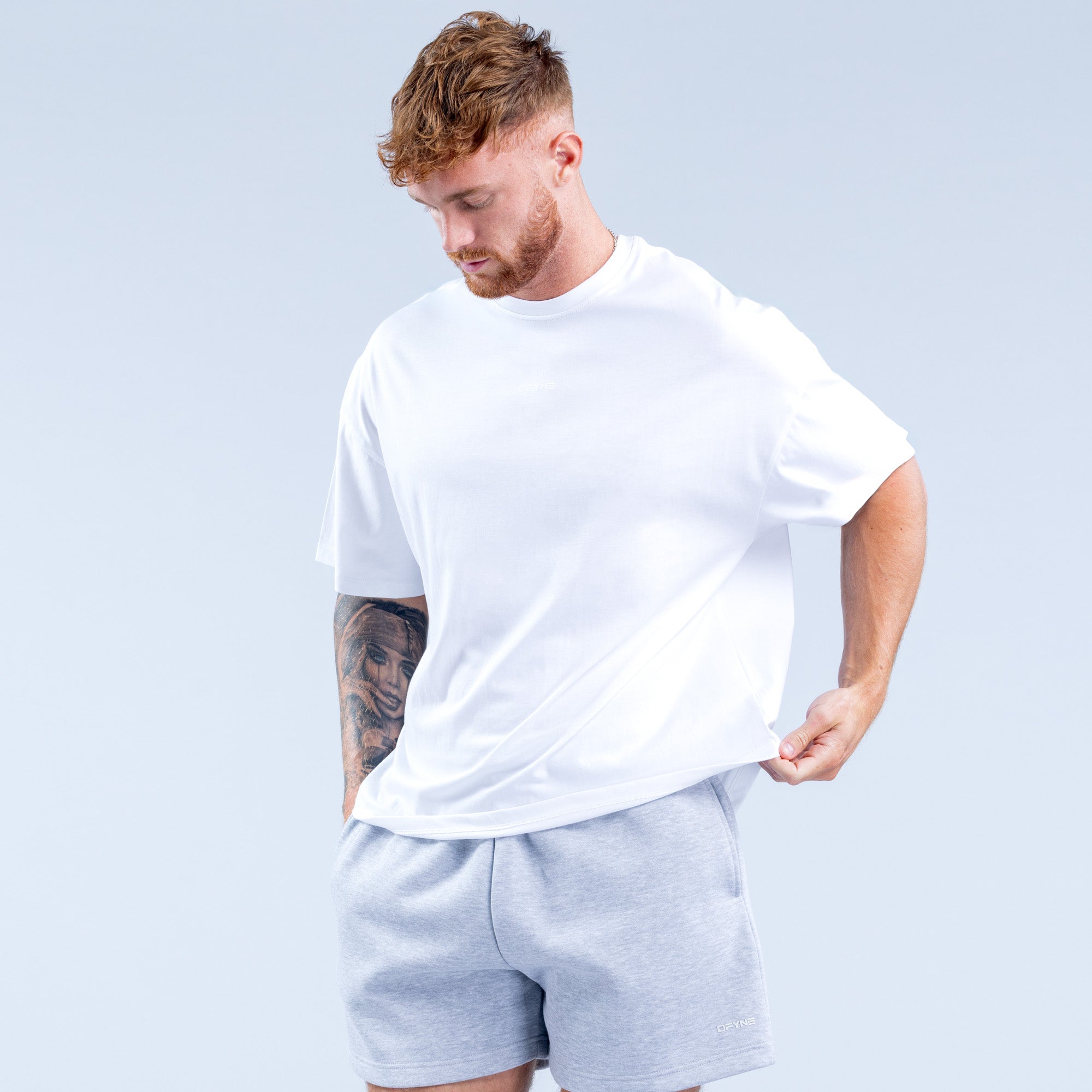 Camiseta DFYNE Recharge Hombre Blancos | 4079-LJGIA