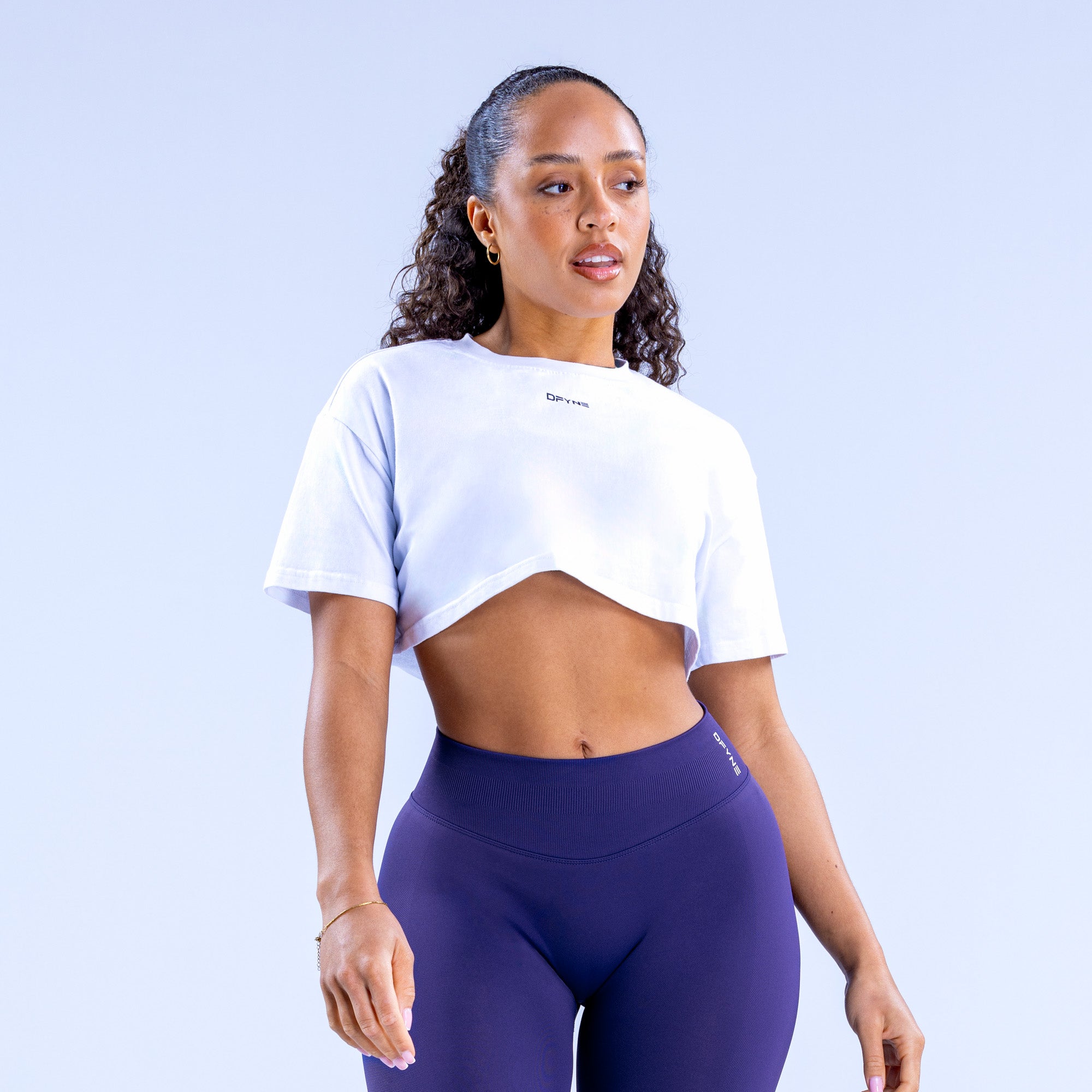 Camiseta DFYNE Revive Crop Mujer Blancos | 3704-QPKWU