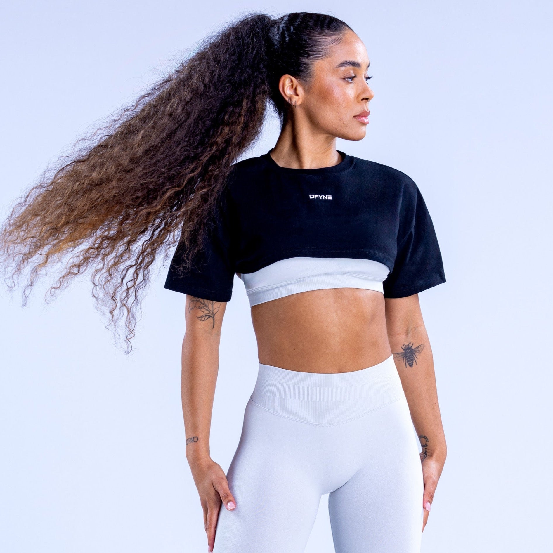 Camiseta DFYNE Revive Super Crop Mujer Negros | 4891-BWQCL
