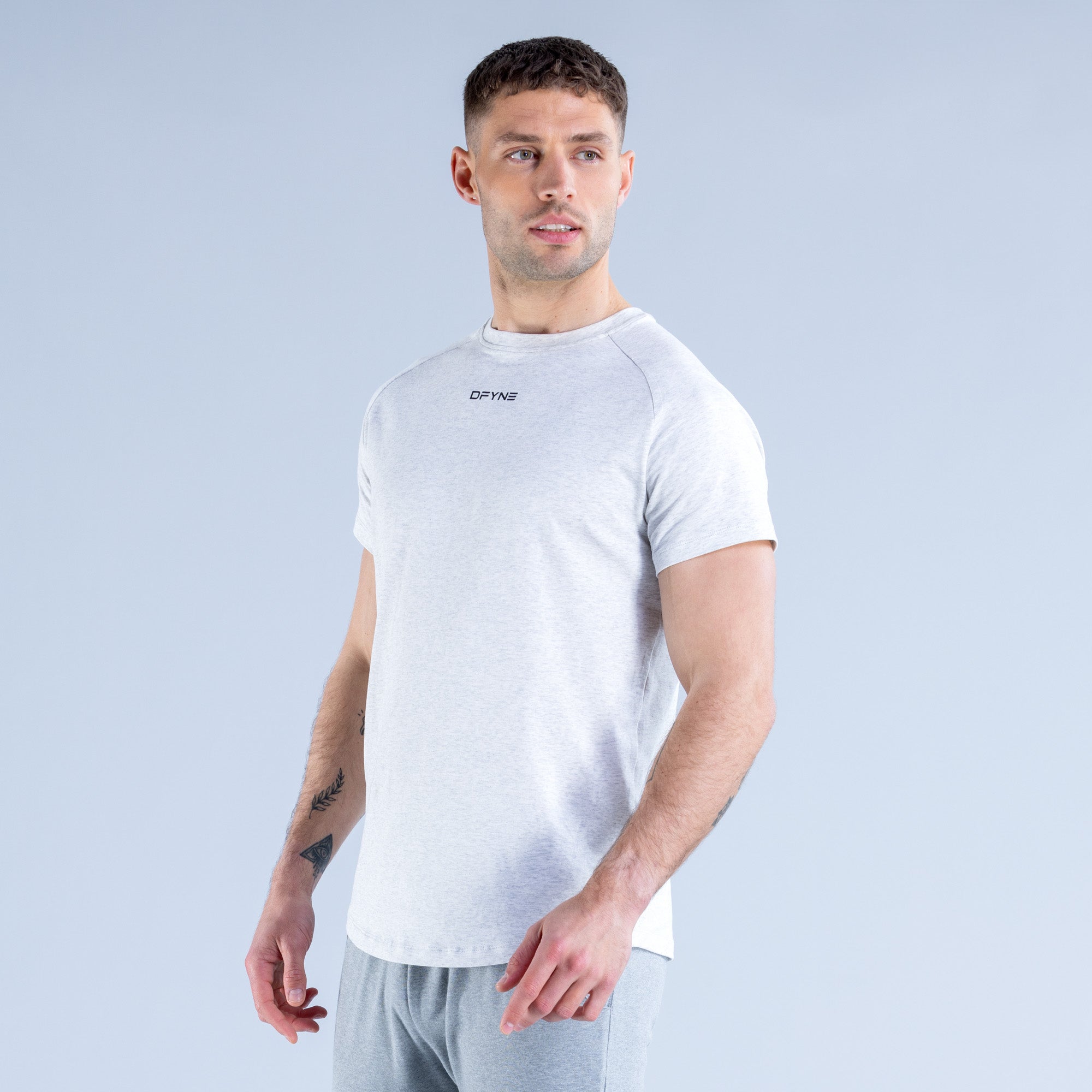 Camiseta DFYNE Stealth Hombre Grises | 6302-SMFCT