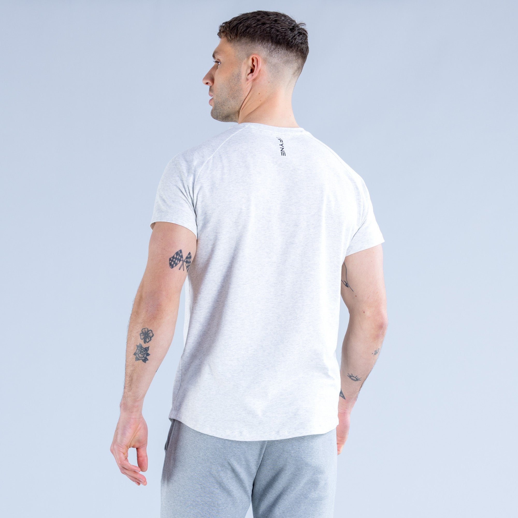 Camiseta DFYNE Stealth Hombre Grises | 6302-SMFCT