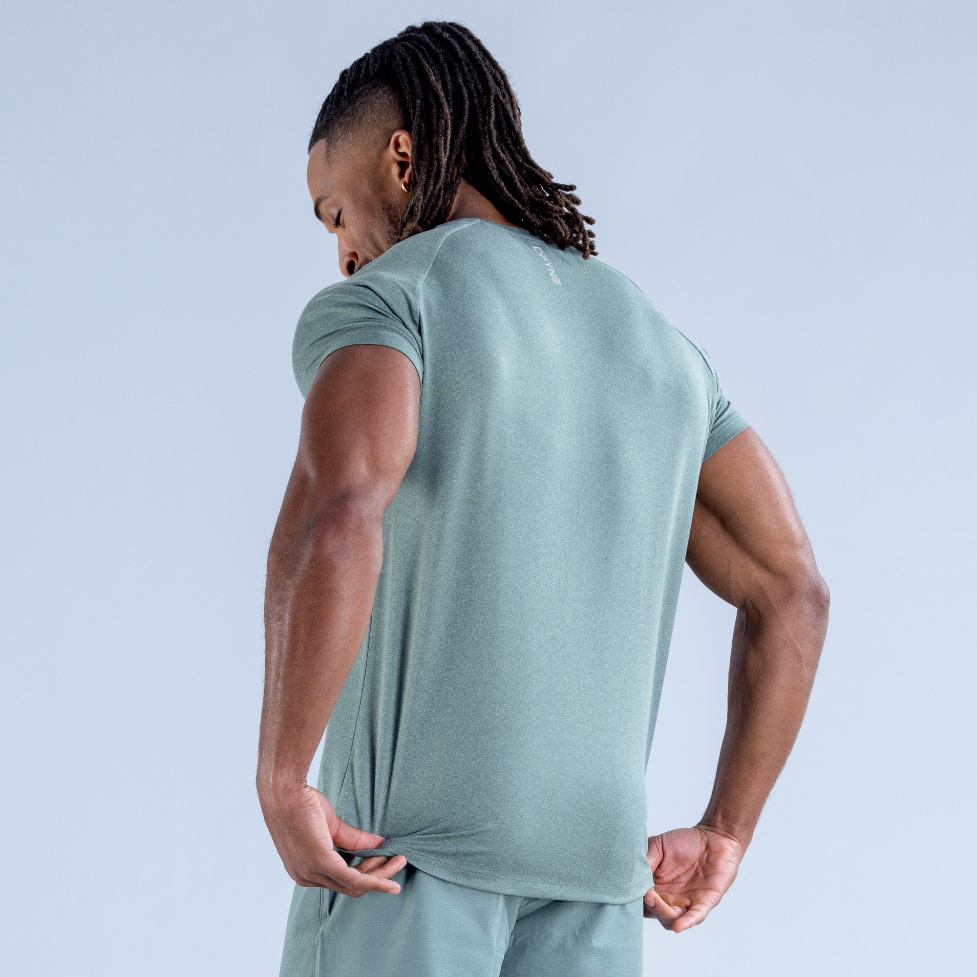 Camiseta DFYNE Stealth Training Hombre Verde Oliva | 6723-FAVEU
