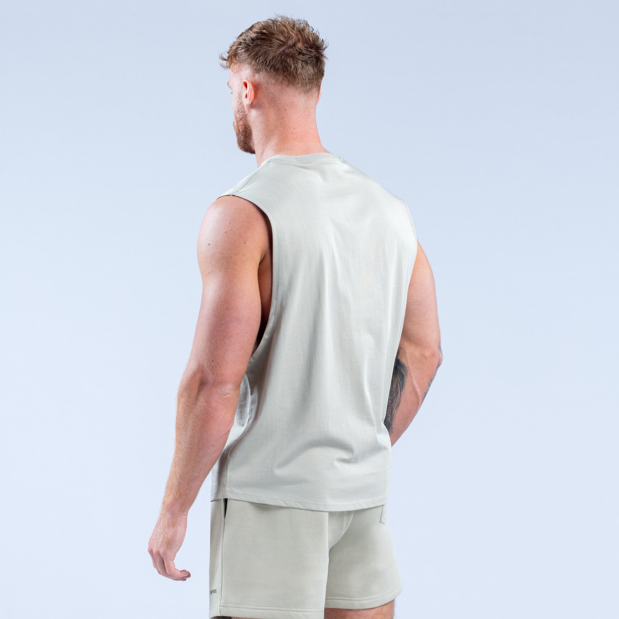 Camiseta sin Manga DFYNE Recharge Hombre Grises | 1308-CRMFI