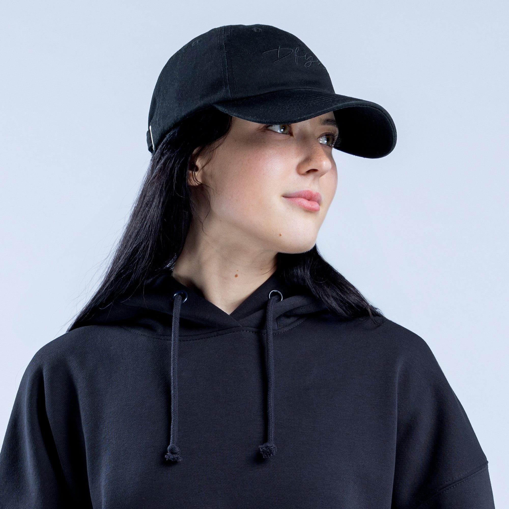 Gorra DFYNE Script Mujer Negros | 8246-XVFSM