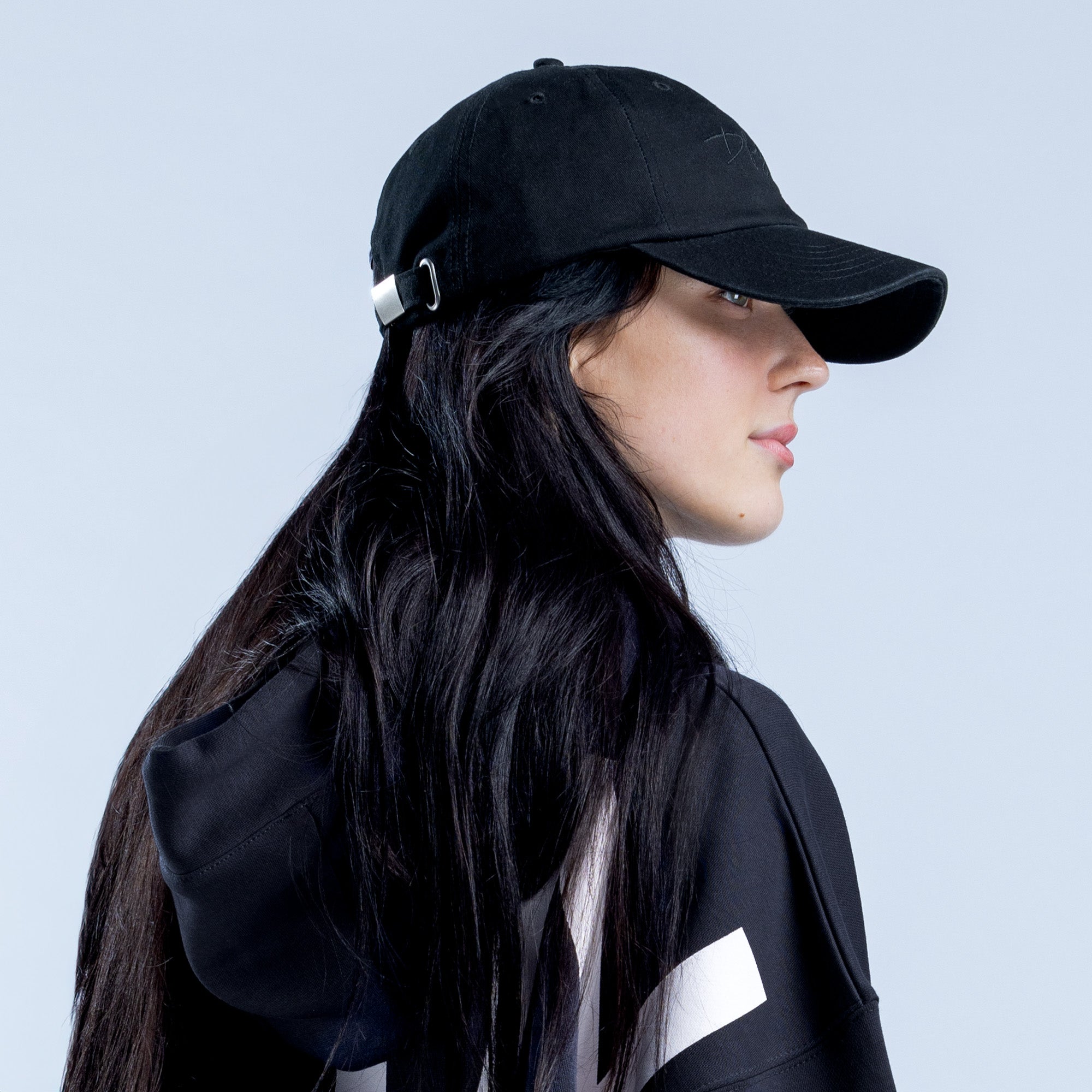 Gorra DFYNE Script Mujer Negros | 8246-XVFSM