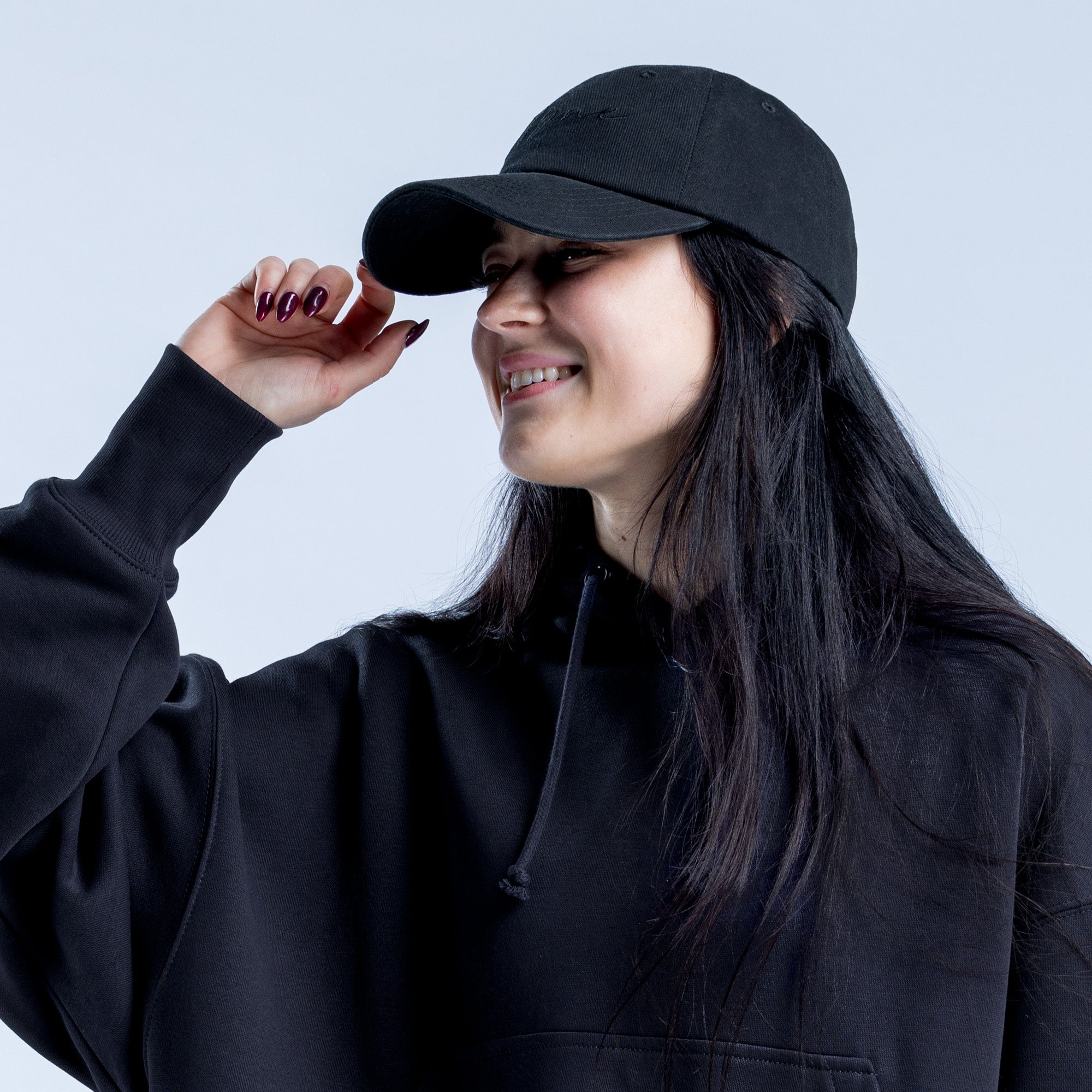 Gorra DFYNE Script Mujer Negros | 8246-XVFSM
