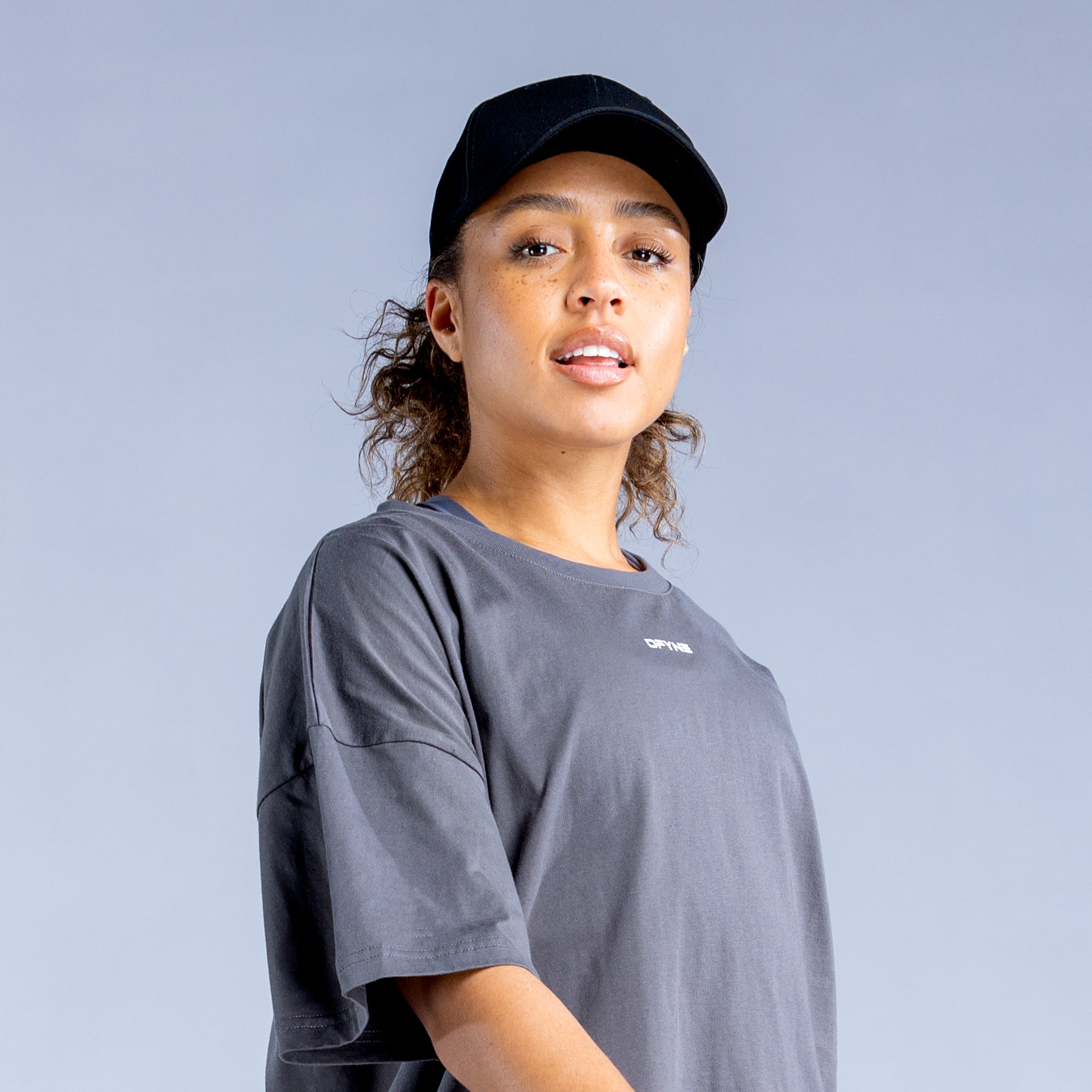 Gorra DFYNE Signature Mujer Negros | 6170-MQUBV