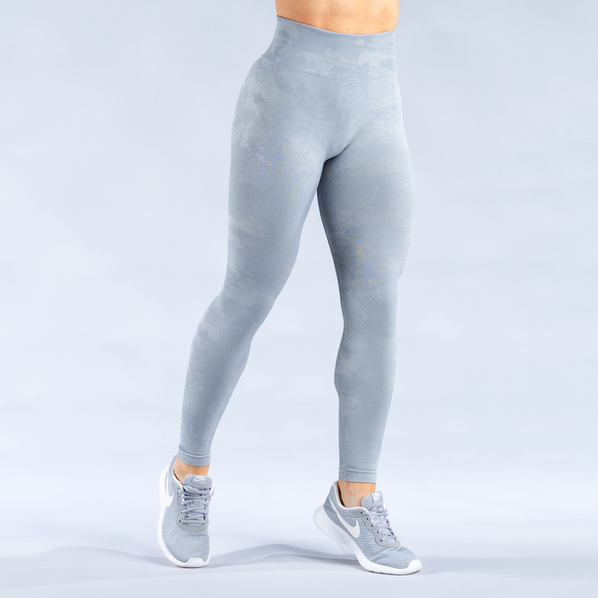 Leggins DFYNE Dynamic Mist Mujer Grises Claro Blancos | 5013-DMJNI