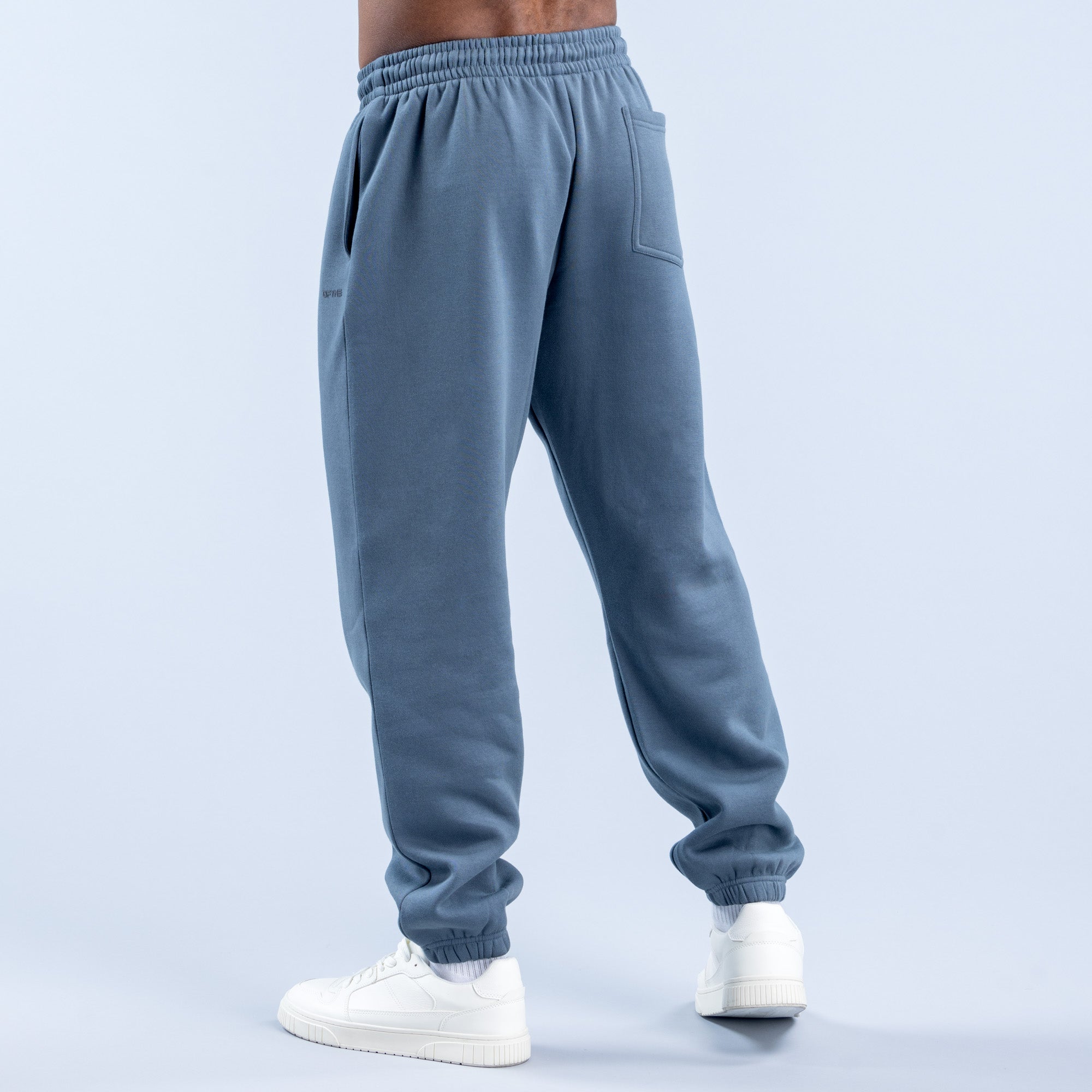 Pantalon Jogger DFYNE Recharge Hombre Grises | 7028-TSVPO
