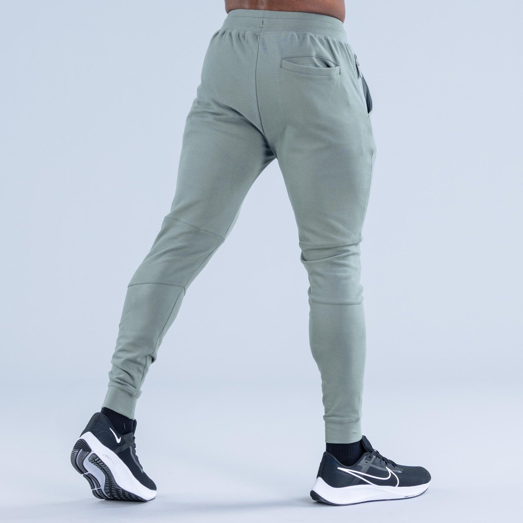 Pantalon Jogger DFYNE Stealth Tapered Hombre Verde Oliva | 9135-ITENU