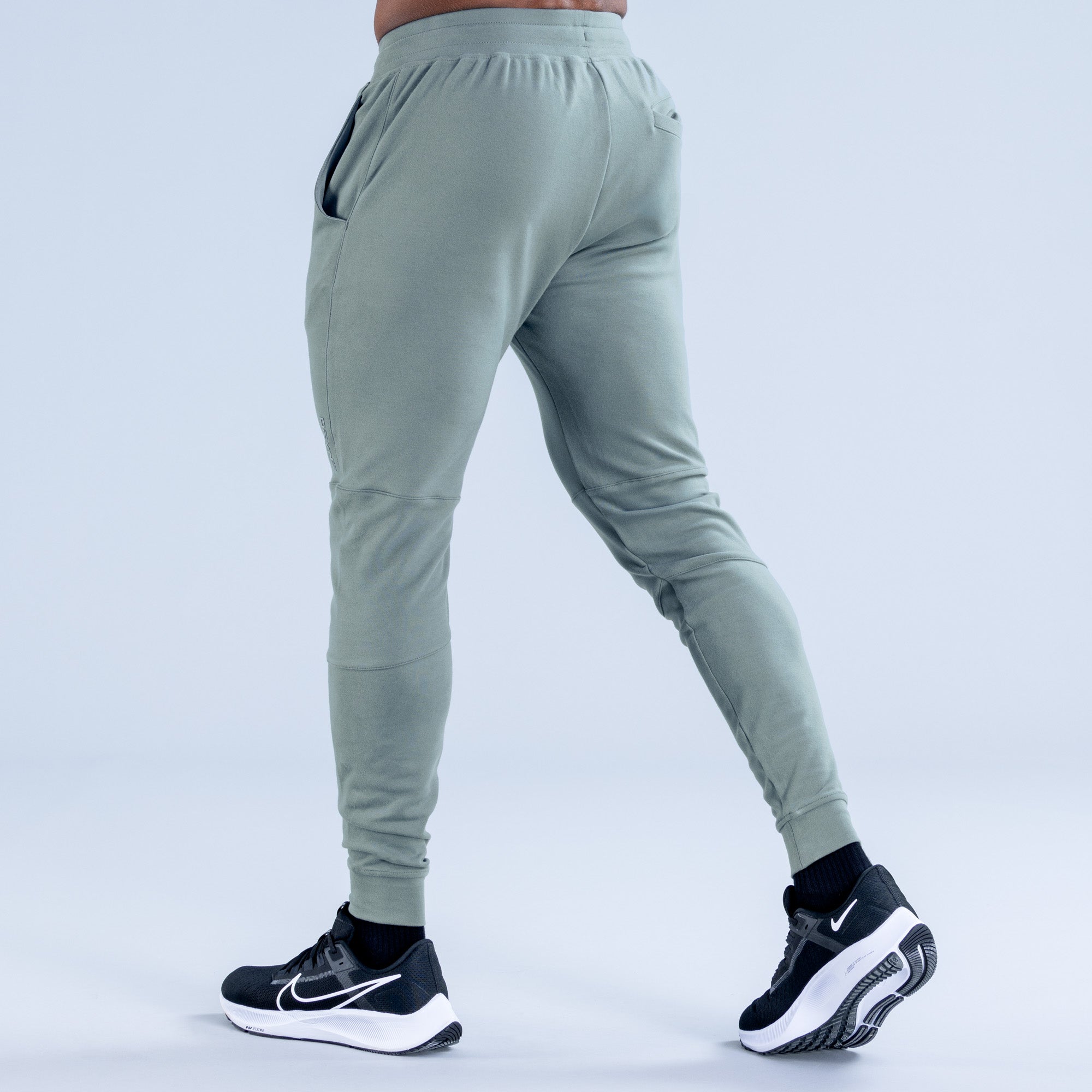 Pantalon Jogger DFYNE Stealth Tapered Hombre Verde Oliva | 9135-ITENU