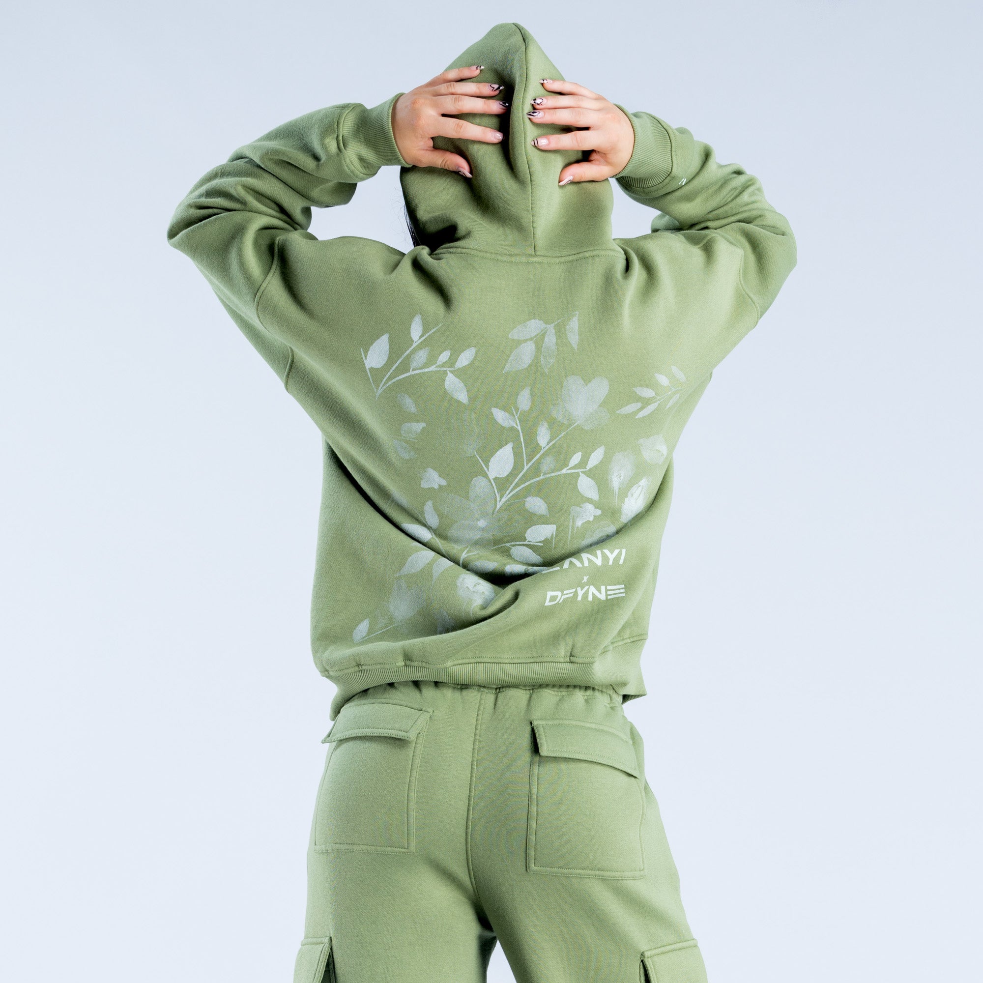 Sudadera con Capucha DFYNE Lanyi Edit Oversized Mujer Verdes Oscuro | 2834-HLEON