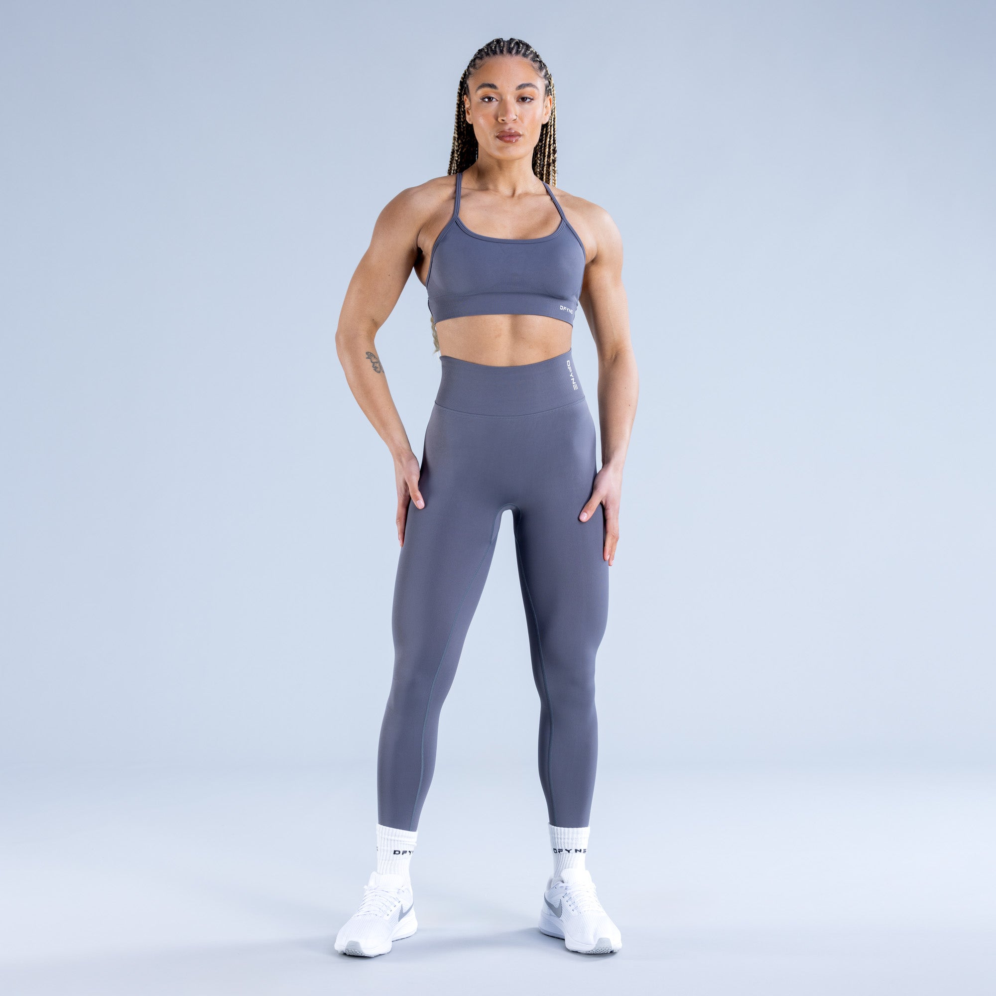 Sujetador Deportivo DFYNE Dynamic Backless Mujer Grises Oscuro | 7306-PSUAN