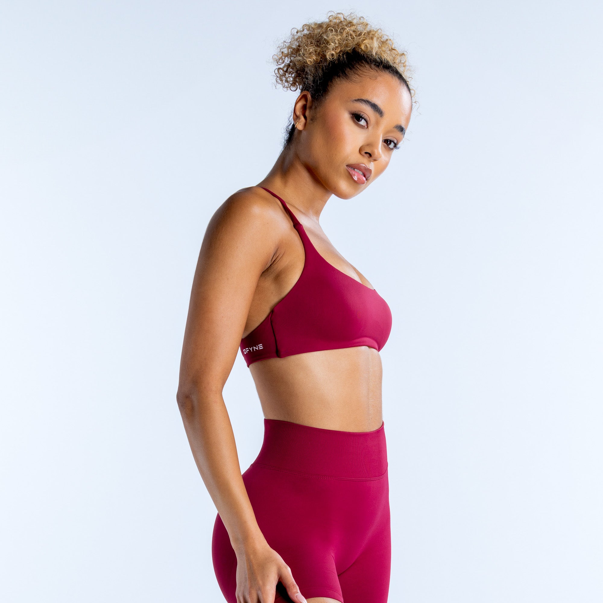 Sujetador Deportivo DFYNE Dynamic Twist Back Mujer Fucsia | 9603-HBXVL
