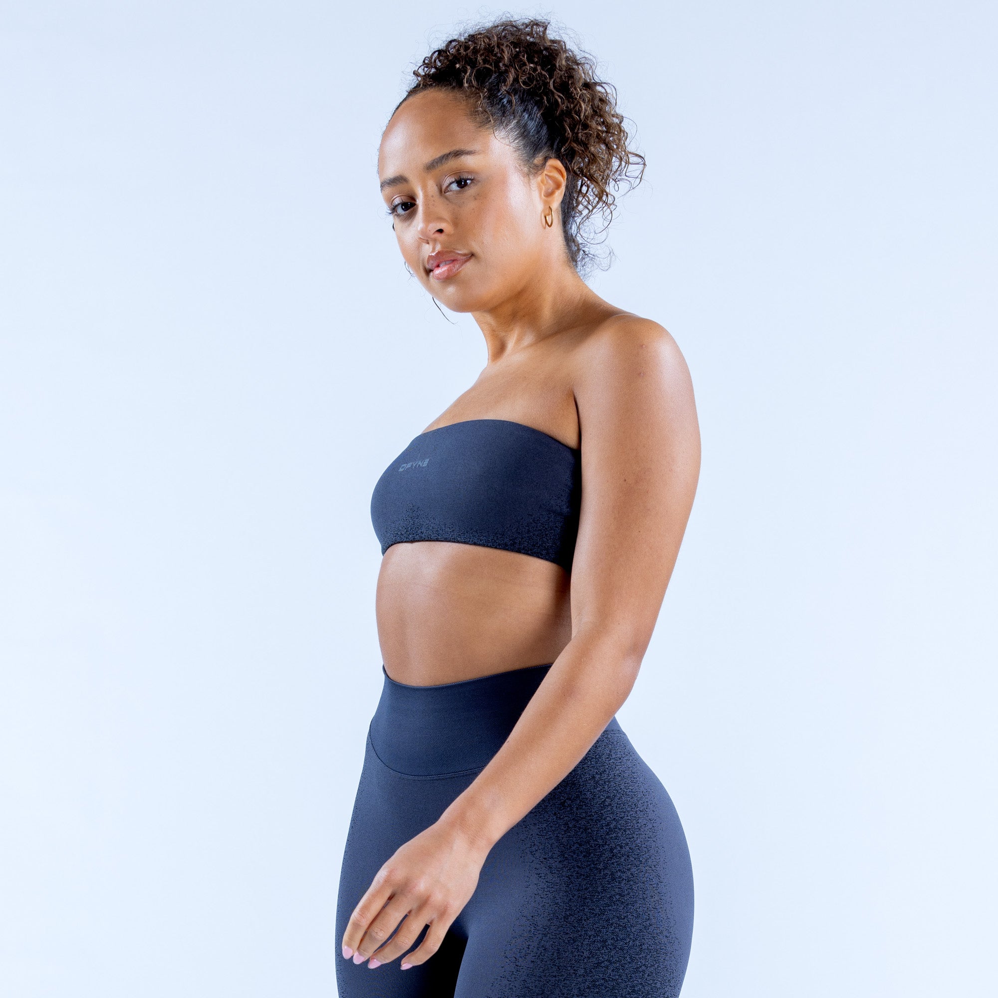 Sujetador Deportivo DFYNE Ignite Bandeau Mujer Grises | 7603-GWTRI