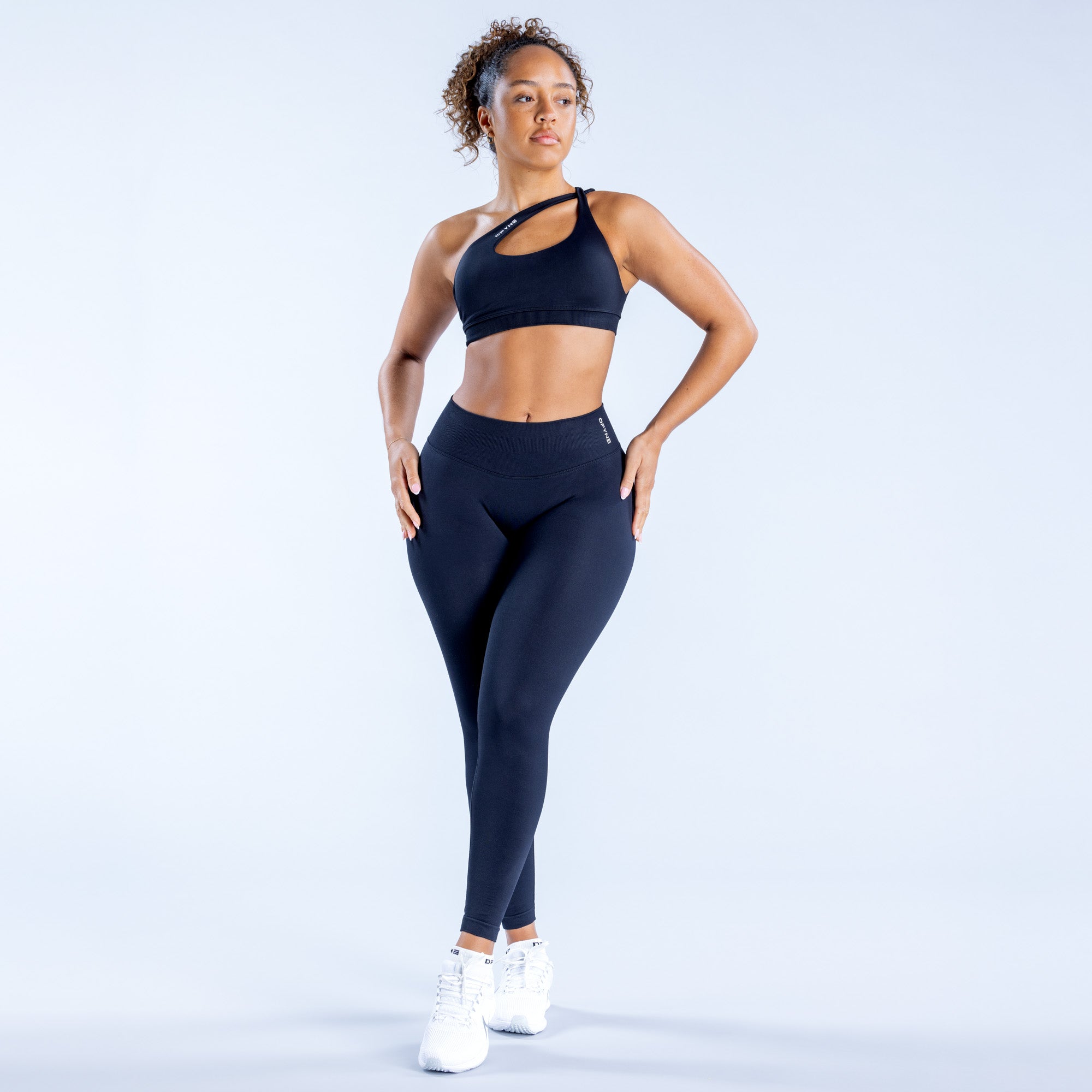 Sujetador Deportivo DFYNE Impact Asymmetric Mujer Negros | 5792-JQIFG
