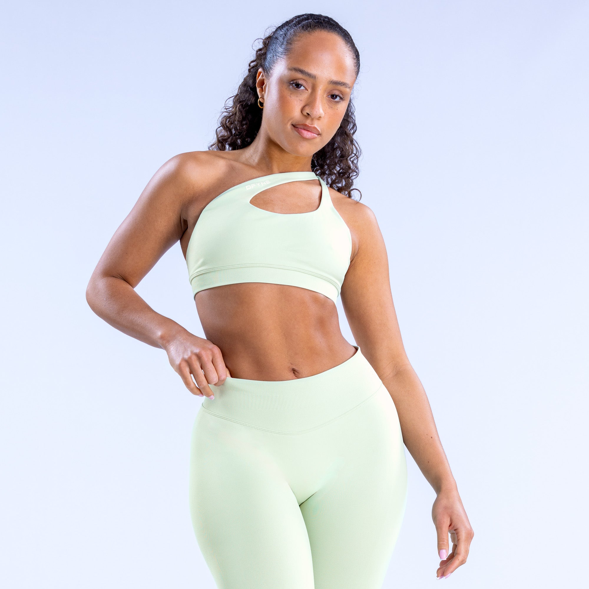 Sujetador Deportivo DFYNE Impact Asymmetric Mujer Verdes | 6213-VQILE
